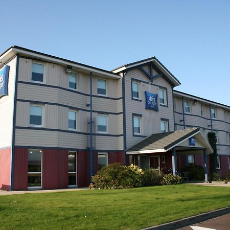 Ibis Budget Coutances Esterno foto