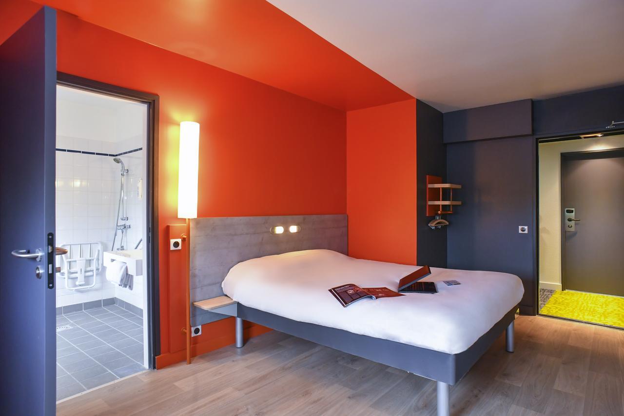 Ibis Budget Coutances Esterno foto