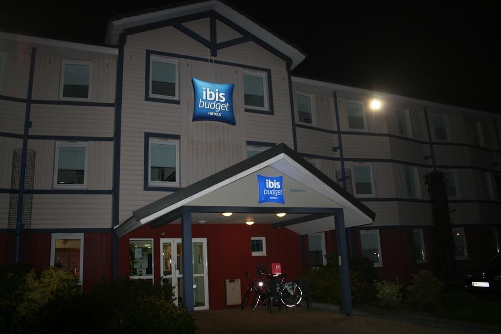 Ibis Budget Coutances Esterno foto