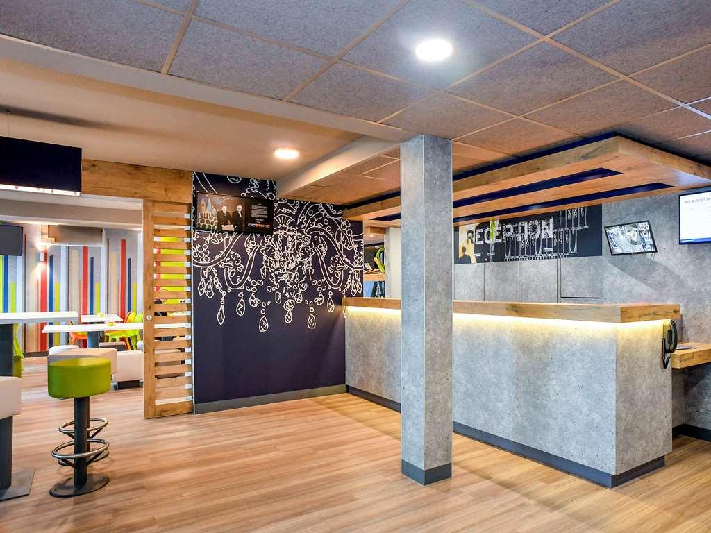 Ibis Budget Coutances Esterno foto