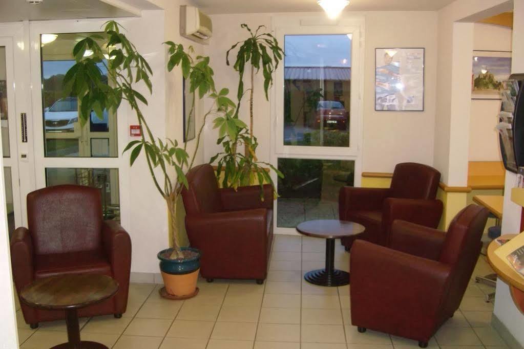 Ibis Budget Coutances Esterno foto