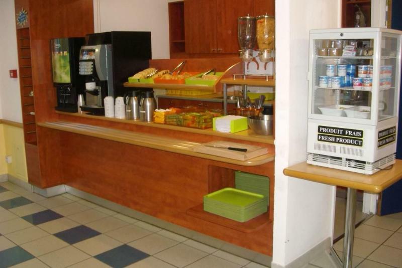 Ibis Budget Coutances Esterno foto