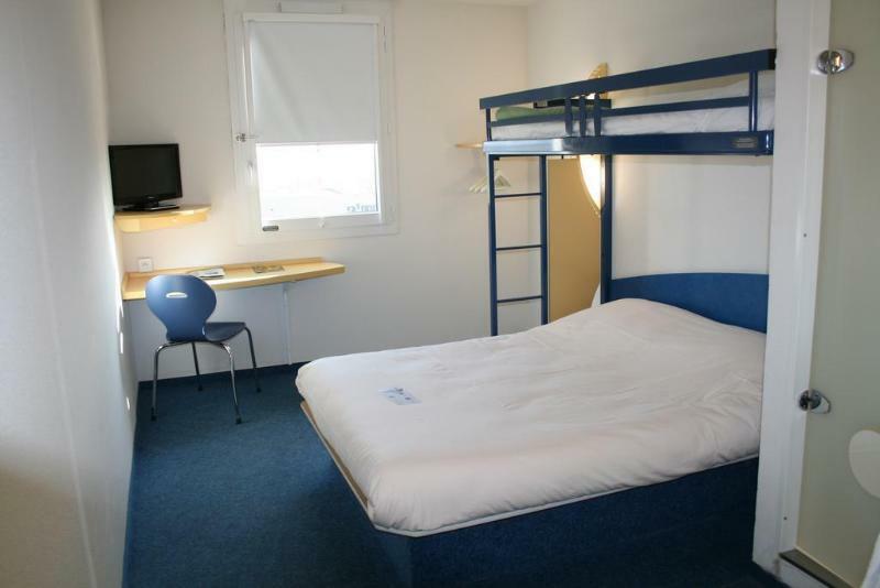Ibis Budget Coutances Esterno foto